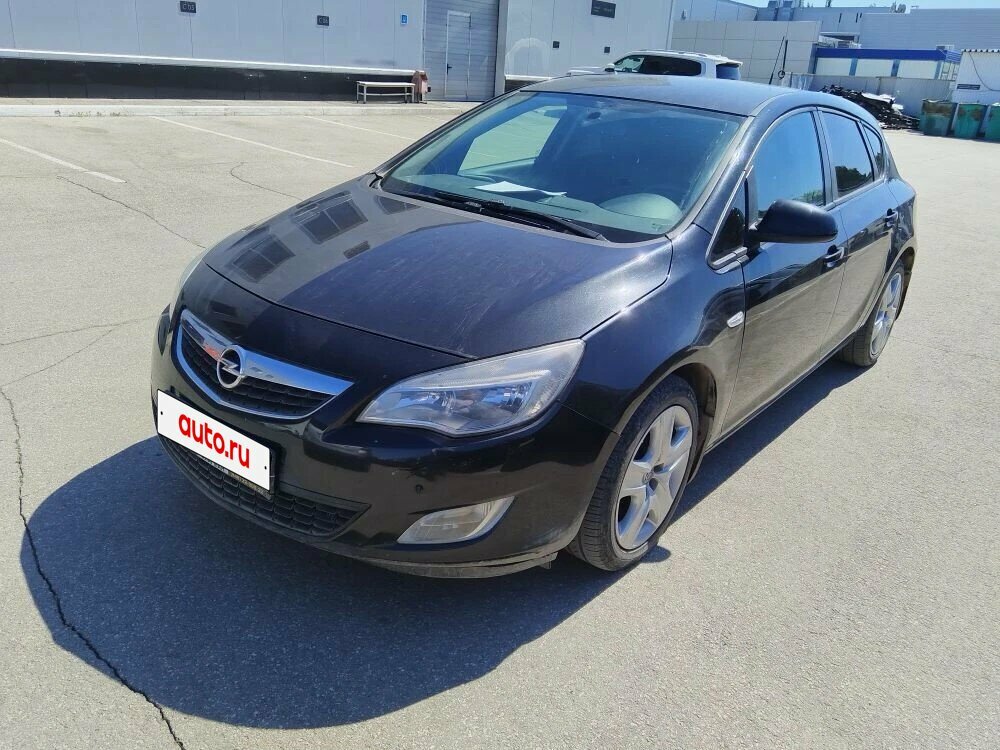 Opel Astra J
