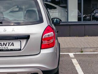2026 Lada (ВАЗ) Granta Cross I Рестайлинг, серебристый, 1216000 рублей, вид 5