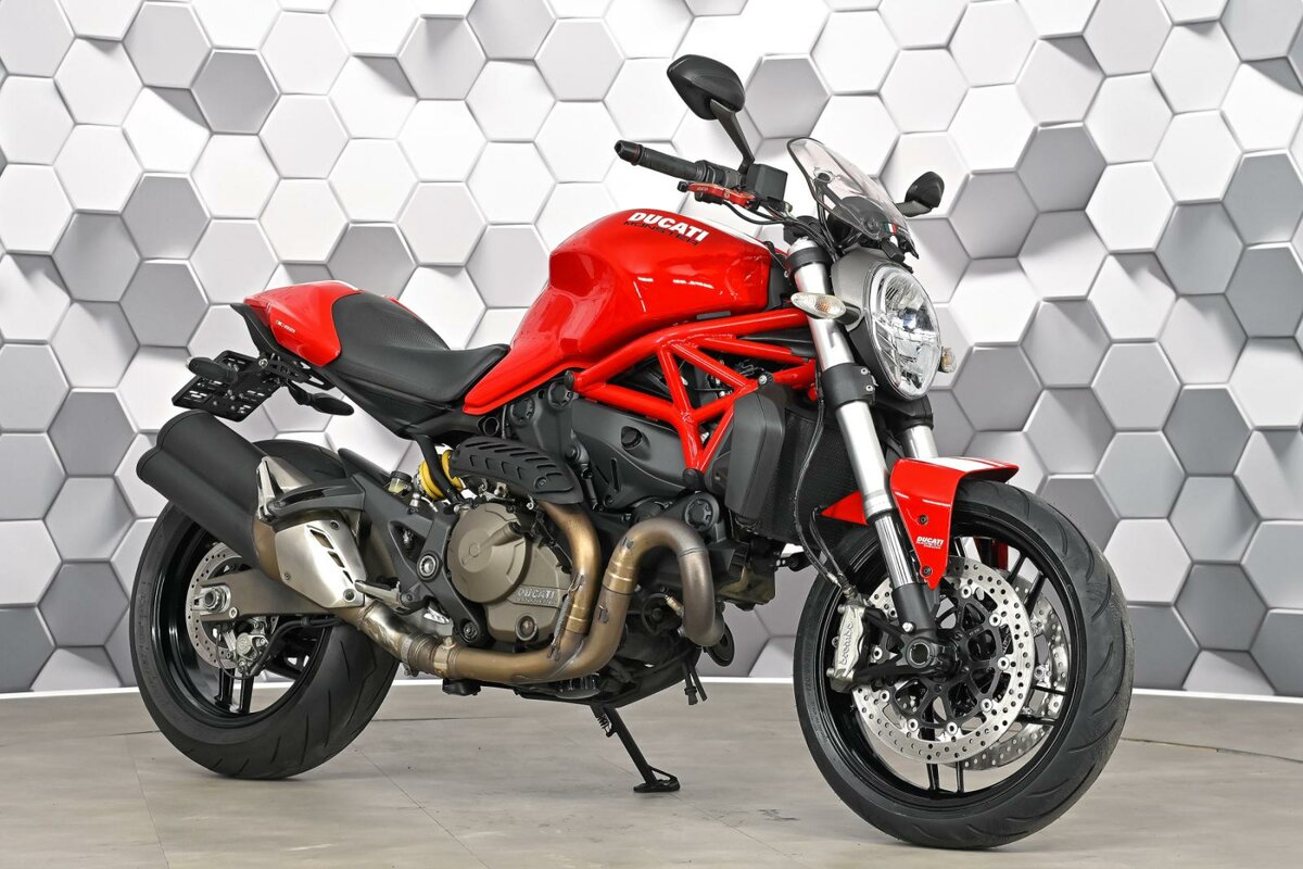 Ducati Monster 821