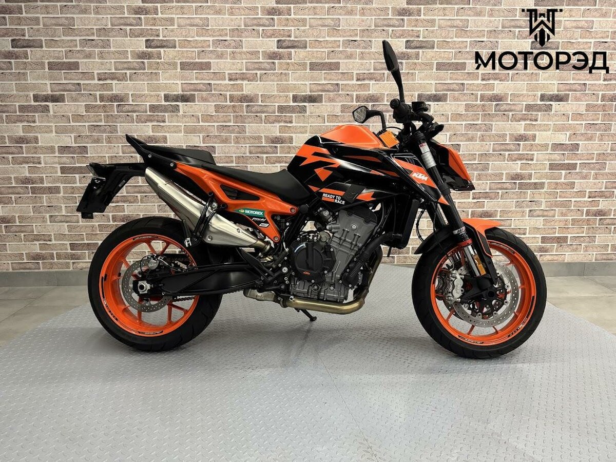 KTM 890 Duke GP
