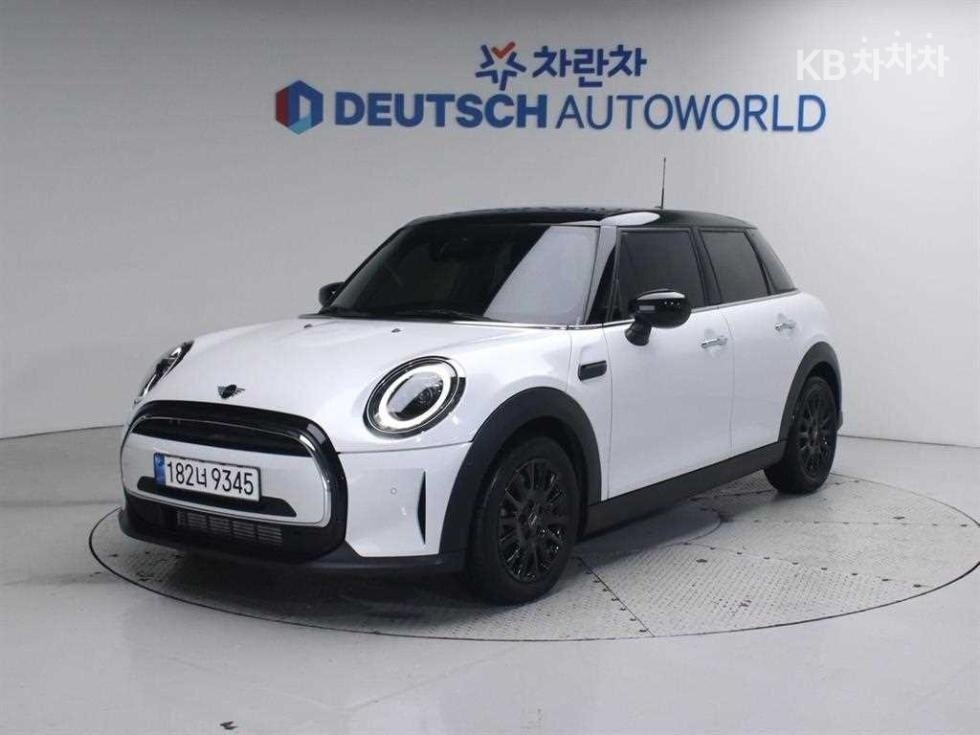Mini Hatch Cooper III (F55/F56) Рестайлинг 2