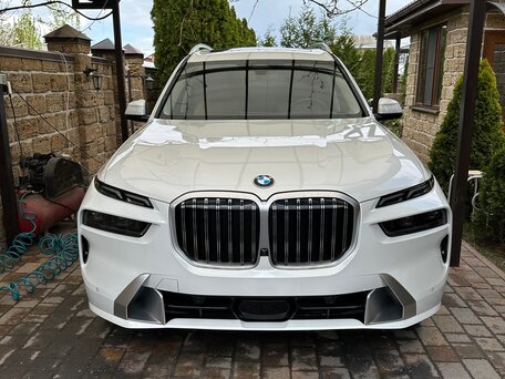 2025 BMW X7 40i I (G07) Рестайлинг, белый, 15800000 рублей, вид 1
