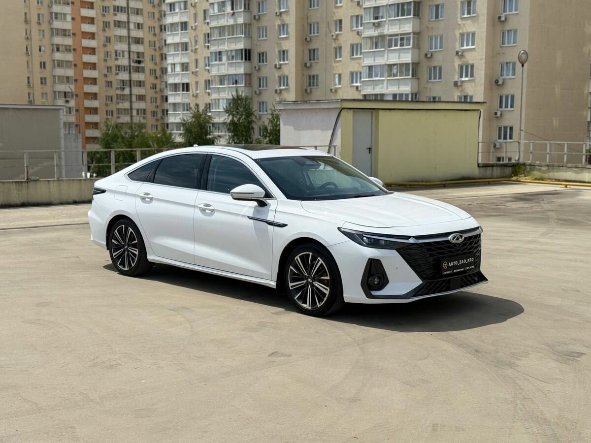 Chery Arrizo 8