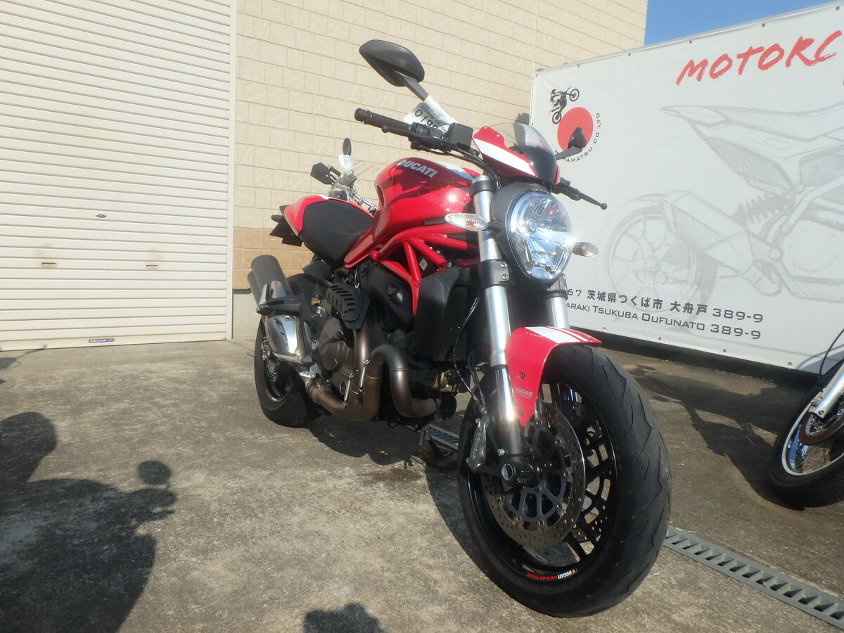 Ducati Monster 821