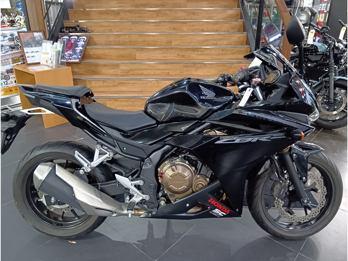 Honda CBR 400R