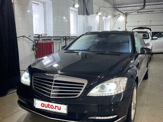 2011 Mercedes-Benz S-Класс 350 Long V (W221) Рестайлинг, чёрный, 1600000 рублей, вид 1