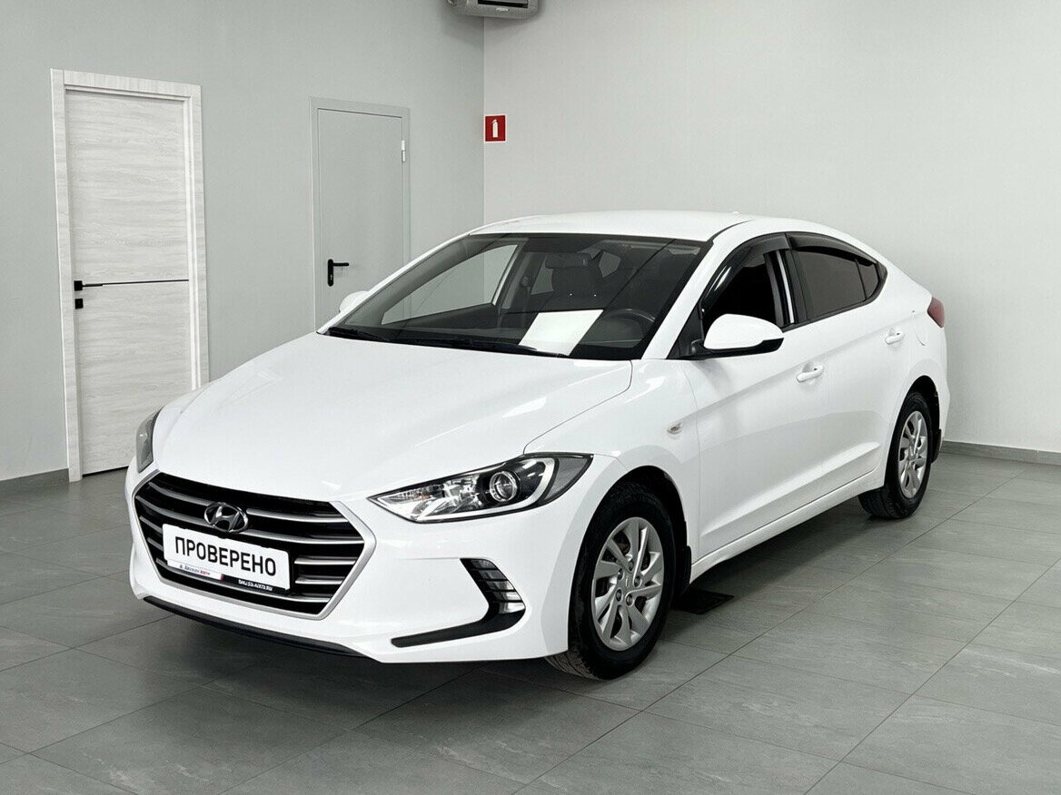 Hyundai Elantra VI (AD)