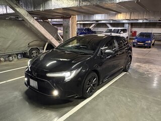 2021 Toyota Corolla Touring XII (E210), чёрный, 2060000 рублей, вид 1