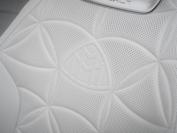 2026 Mercedes-Benz Maybach SL SL 680, красный, 39900000 рублей - вид 33