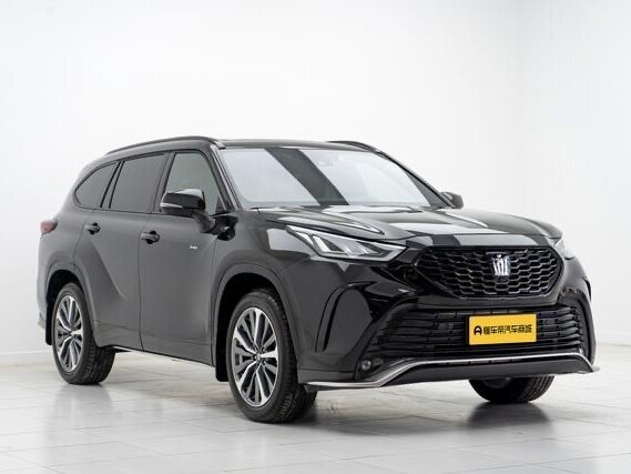 Toyota Crown Kluger