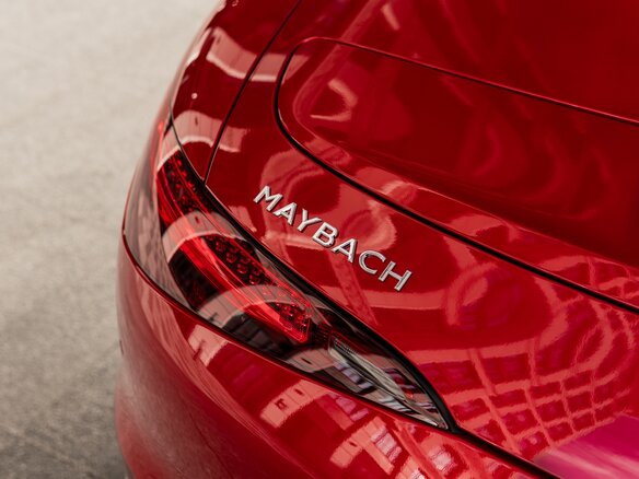 2025 Mercedes-Benz Maybach SL SL 680, красный, 37900000 рублей - вид 16