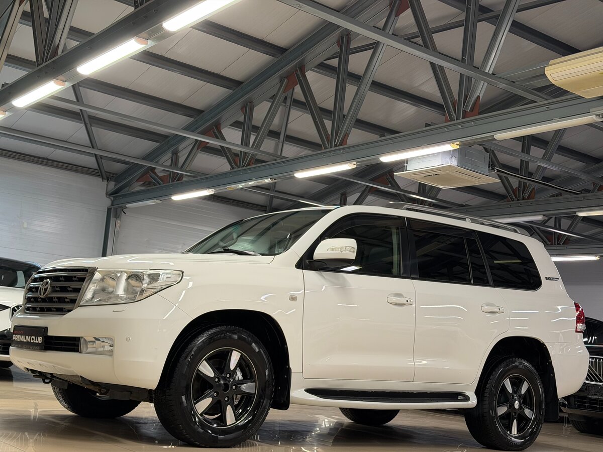Toyota Land Cruiser 200 Series