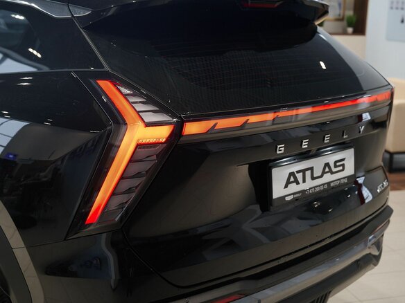 2025 Geely Atlas II, чёрный, 3760990 рублей - вид 13