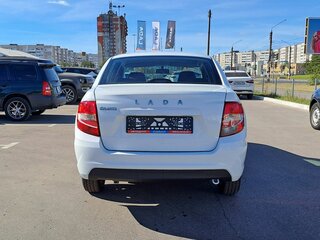 2026 Lada (ВАЗ) Granta I Рестайлинг, белый, 1089900 рублей, вид 4