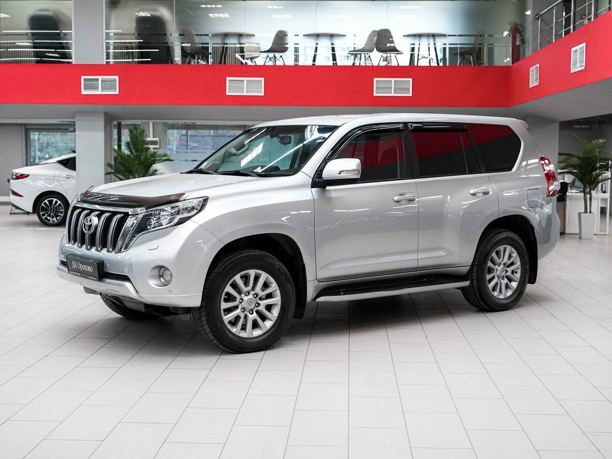 Toyota Land Cruiser Prado 150 Series Рестайлинг 1