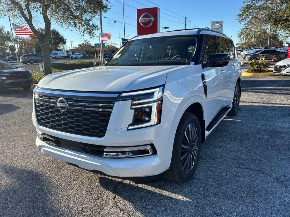 Nissan Armada III