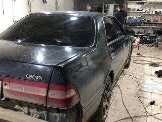 1996 Toyota Crown X (S150), чёрный, 350000 рублей, вид 1
