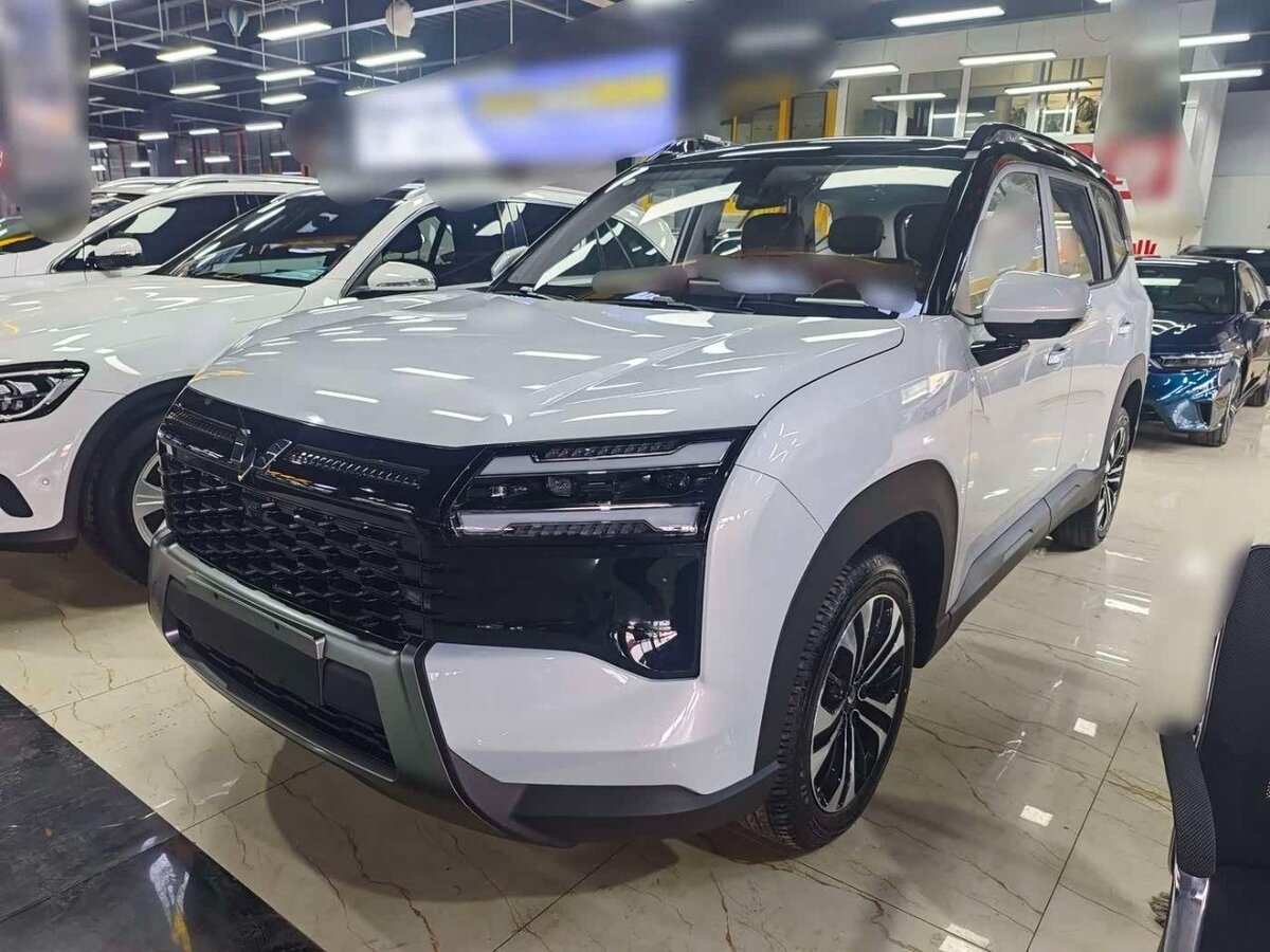 Wuling Starlight 560