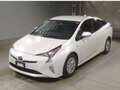 2016 Toyota Prius IV (XW50), белый, 1490000 рублей - вид 1