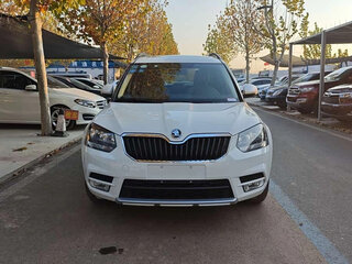2017 Skoda Yeti I Рестайлинг, белый, 1116000 рублей, вид 2