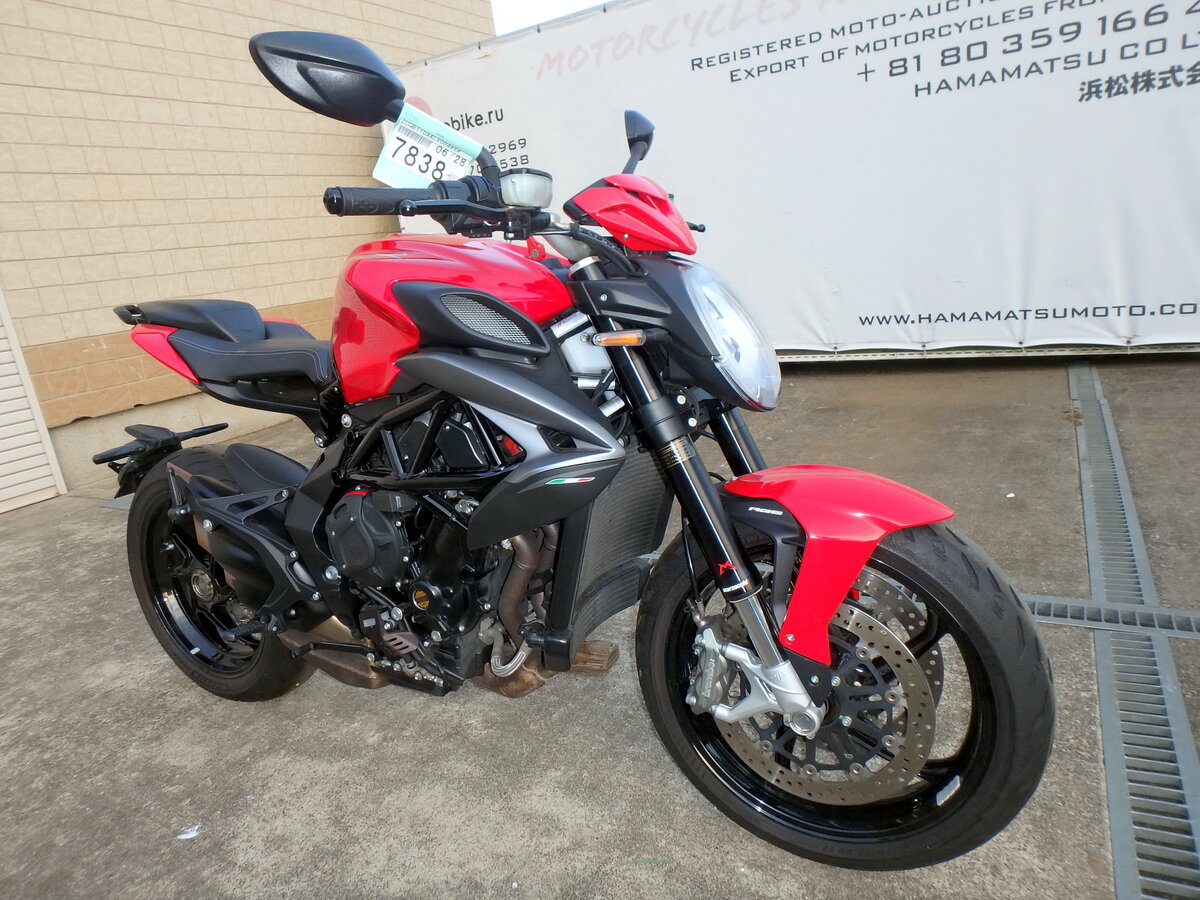 MV Agusta Brutale 800