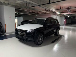2026 Mercedes-Benz GLS 450 II (X167) Рестайлинг 2, чёрный, 17113000 рублей, вид 2