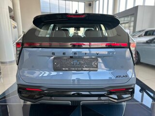 2024 Geely Atlas II, синий, 3817190 рублей, вид 4