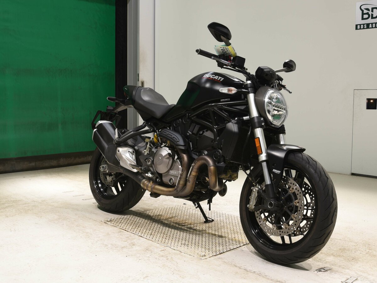 Ducati Monster 821