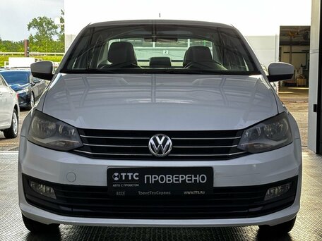 2018 Volkswagen Polo V Рестайлинг, белый, 1170000 рублей, вид 2