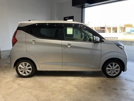 2023 Nissan Dayz II, серебристый, 674000 рублей, вид 5