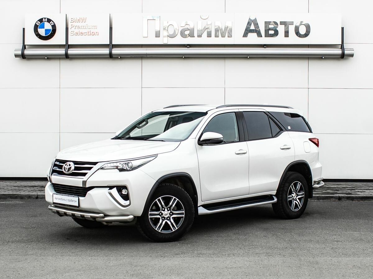 Toyota Fortuner II