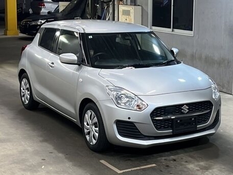 2023 Suzuki Swift V Рестайлинг, серебристый, 780000 рублей, вид 2