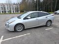 2016 Toyota Prius IV (XW50), серебристый, 1750000 рублей - вид 3