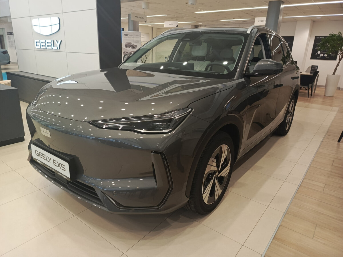 Geely EX5
