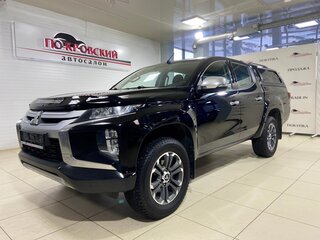 2019 Mitsubishi L200 V Рестайлинг, чёрный, 2390000 рублей, вид 1
