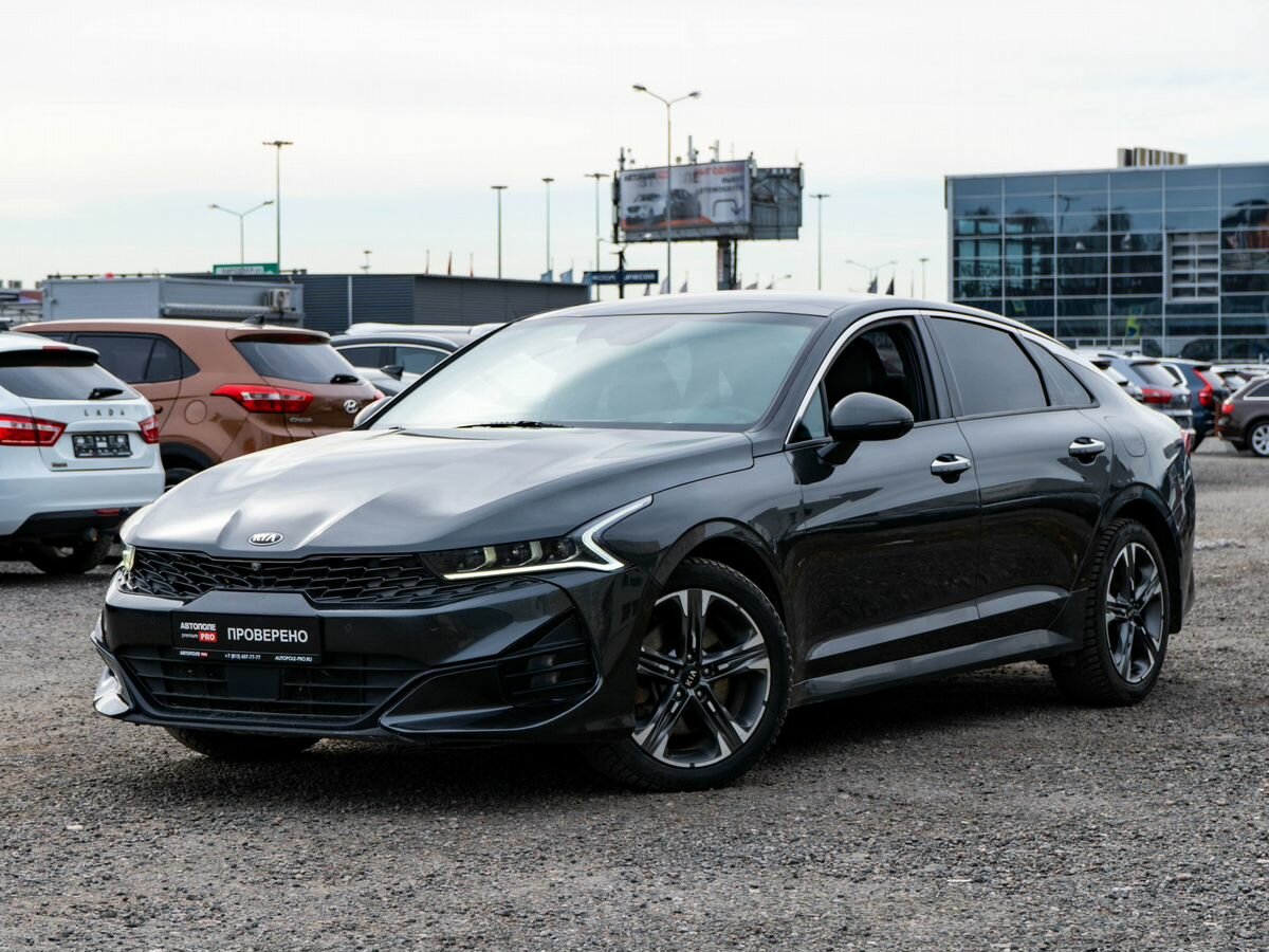 Kia K5 III