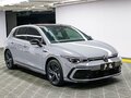 2022 Volkswagen Golf VIII, серый - вид 2