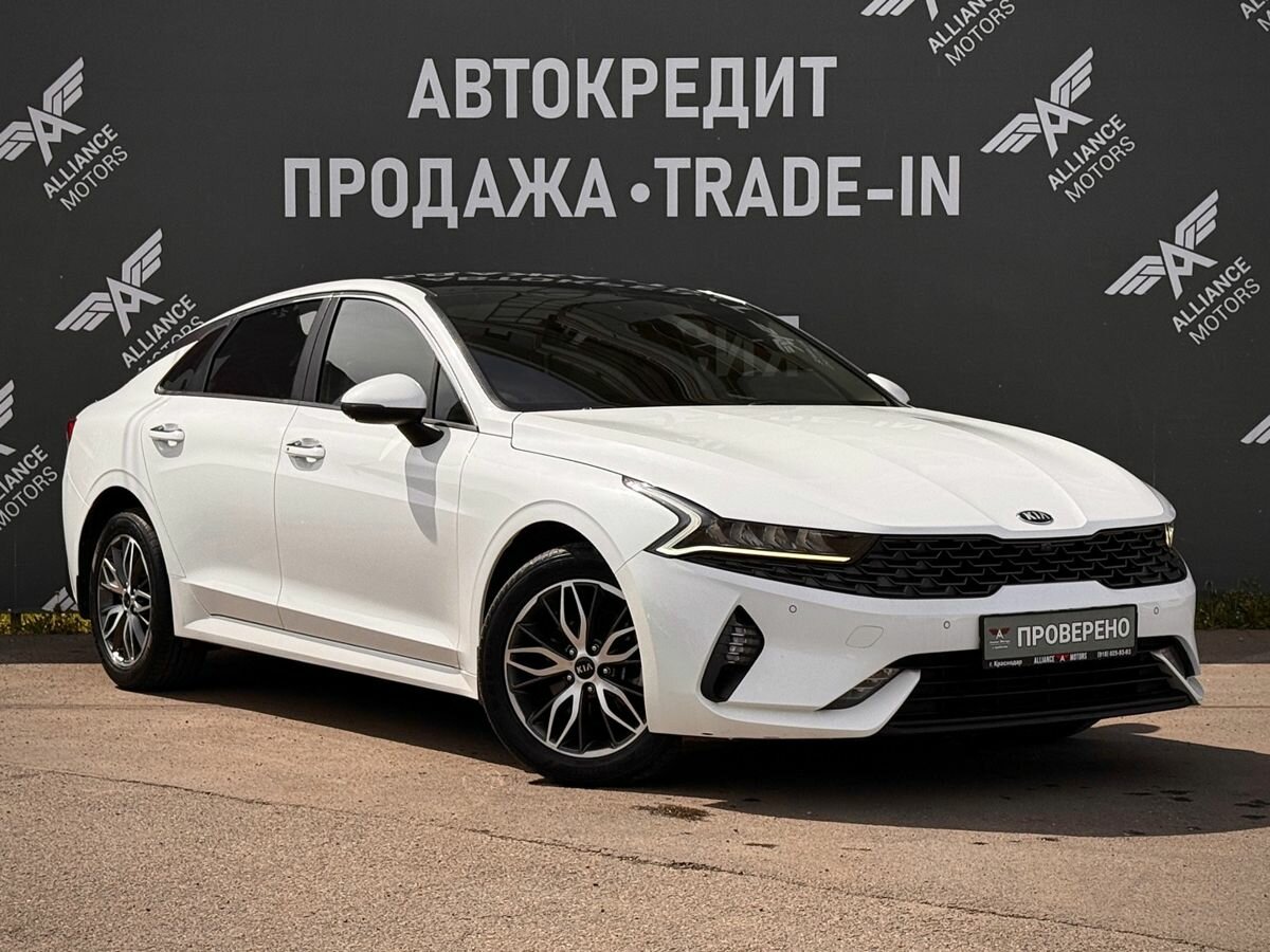 Kia K5 III