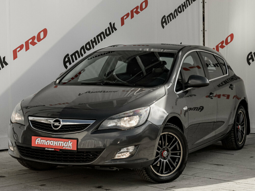 Opel Astra J