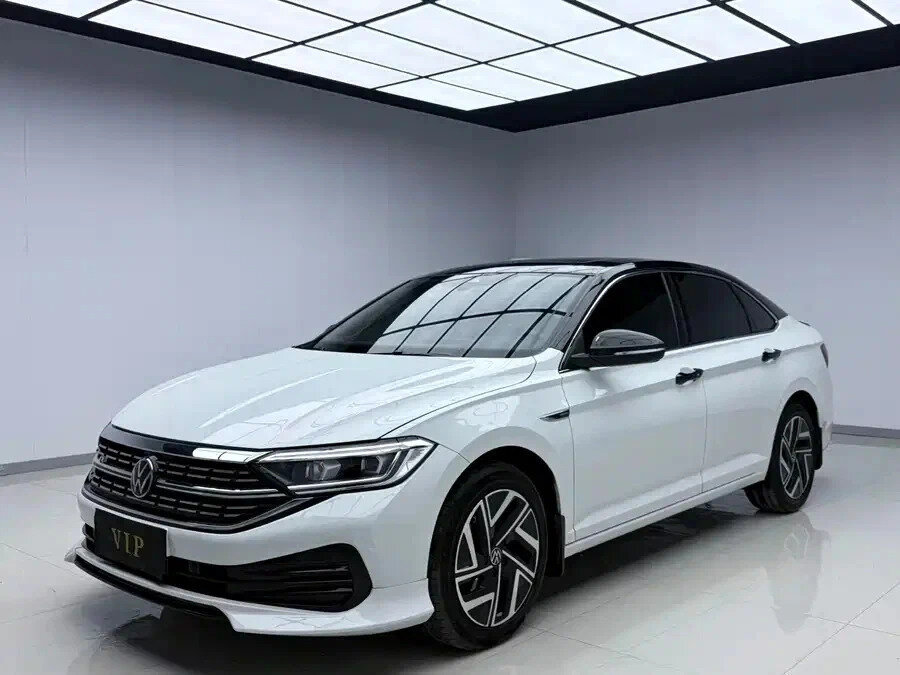 Volkswagen Sagitar III Рестайлинг