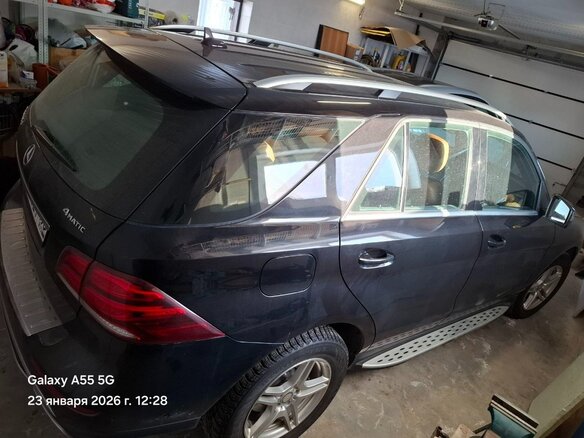 2017 Mercedes-Benz GLE 350 d I (W166), чёрный, 4950000 рублей - вид 3