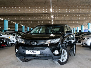 Toyota RAV4 IV (XA40)