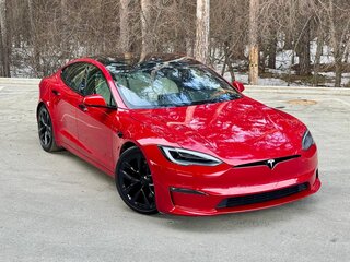 2021 Tesla Model S Plaid I Рестайлинг 2, красный, 6990000 рублей, вид 2