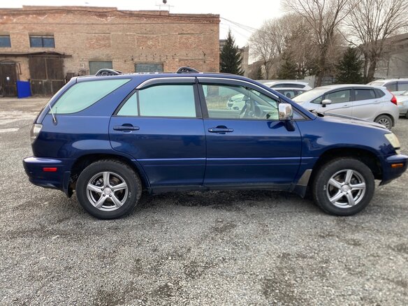 2001 Lexus RX 300 I, синий, 800000 рублей - вид 2
