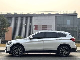 2021 BMW X1 Long 20Li sDrive II (F48) Рестайлинг, белый, 2160000 рублей, вид 2