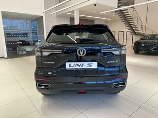 2025 Changan UNI-S I, чёрный, 3179900 рублей, вид 5