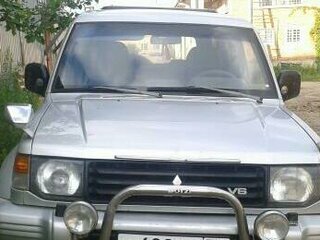 1993 Mitsubishi Pajero II, серебристый, 275000 рублей, вид 1