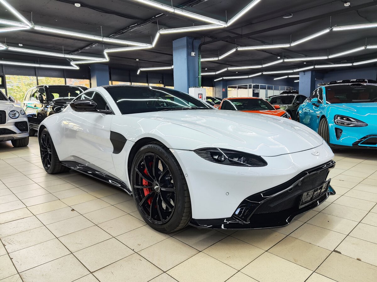 Aston Martin V8 Vantage IV