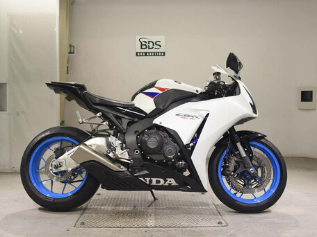 2012 Honda CBR 1000 RR/RA Fireblade, белый, 690000 рублей, вид 1