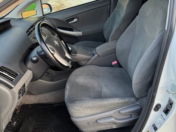 2009 Toyota Prius III (XW30), белый, 870000 рублей - вид 11